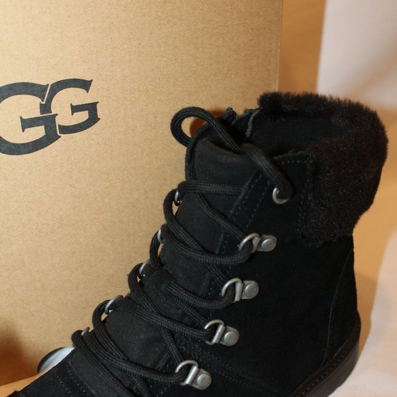 NIB UGG YOUTH 5 6 WOMENS 6.5-7 7.5-8 WATERPROOF BLACK SUEDE ANKLE BOOTS - Picture 5 of 8
